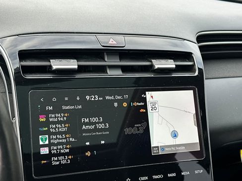 Used 2023 Hyundai Tucson Limited image 21