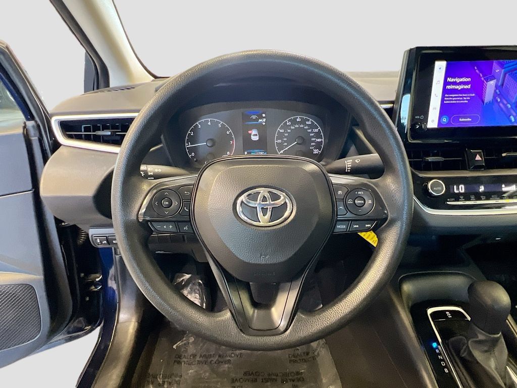 Used 2024 Toyota Corolla LE FWD image 11