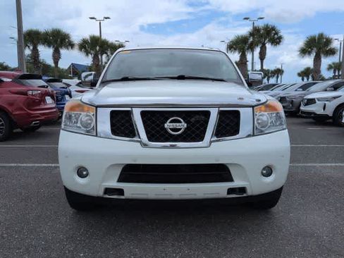 Used 2015 Nissan Armada Platinum w/ 2nd Row Captain Seat Package RWD image 3