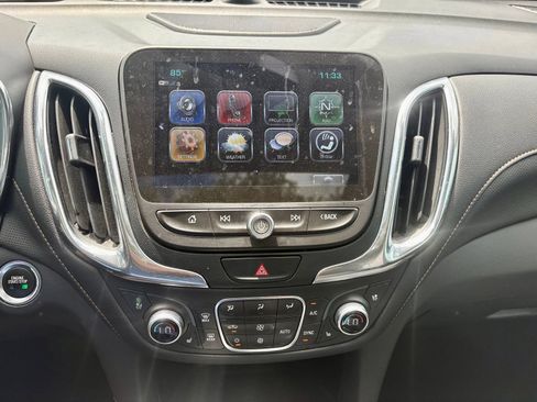 Used 2018 Chevrolet Equinox Premier AWD/4WD image 12