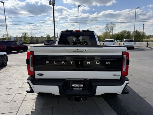 Used 2025 Ford F450 Platinum w/ FX4 Off-Road Package AWD/4WD image 6
