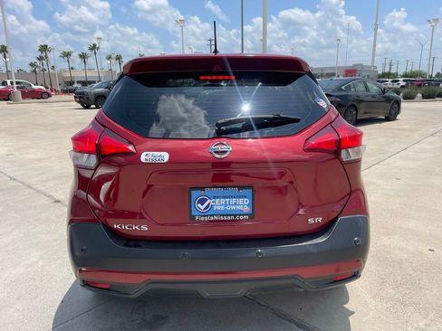 Used 2020 Nissan Kicks SR FWD image 5