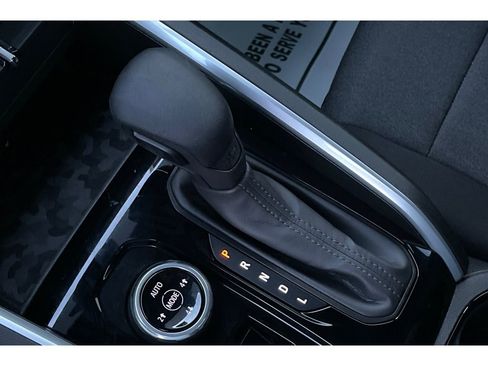 Used 2023 Chevrolet Colorado Trail Boss w/ Advanced Trailering Package image 32