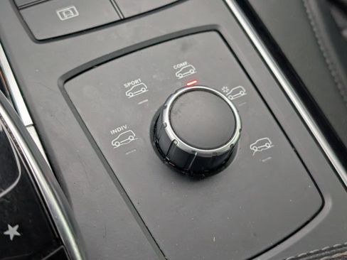 Used 2019 Mercedes-Benz GLS 450 4MATIC image 25