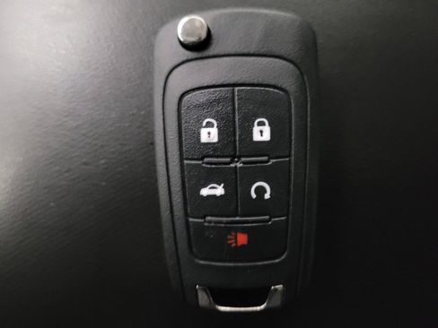 Used 2015 Chevrolet Equinox LTZ image 32