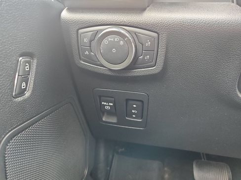 Used 2020 Ford F150 XLT w/ Equipment Group 302A Luxury AWD/4WD image 17