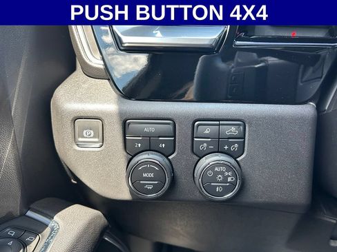 Used 2025 Chevrolet Silverado 1500 RST w/ Convenience Package II AWD/4WD image 17