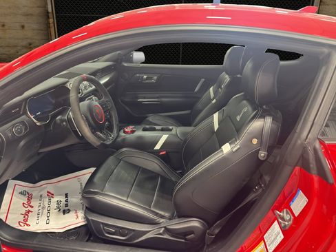 Used 2020 Ford Mustang Shelby GT500 RWD image 4