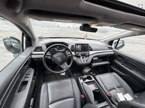 Used 2023 Honda Odyssey EX-L image 2