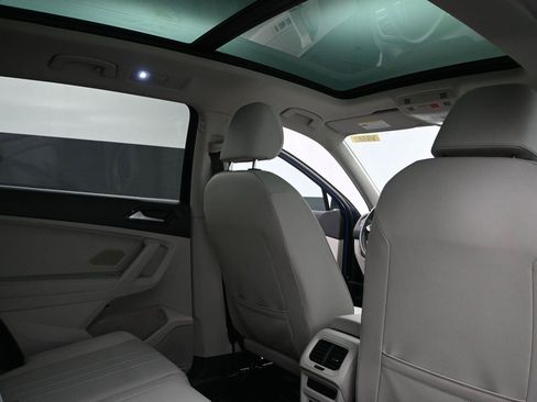 Used 2022 Volkswagen Tiguan SE AWD/4WD image 21