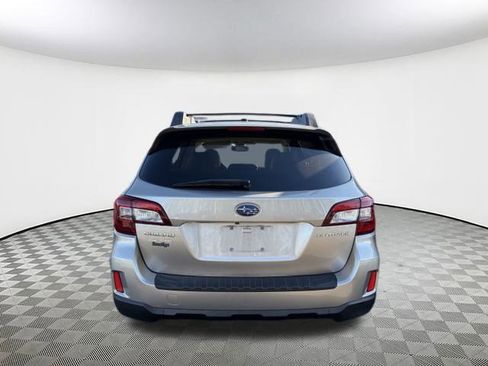 Used 2015 Subaru Outback 2.5i Limited image 5