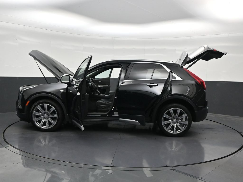 Used 2023 Cadillac XT4 Premium Luxury w/ Driver Assist Package FWD image 33
