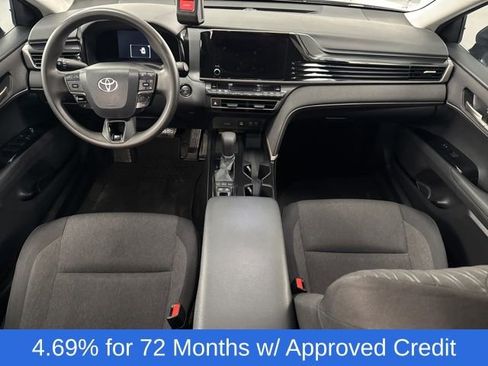 Used 2025 Toyota Camry LE image 15
