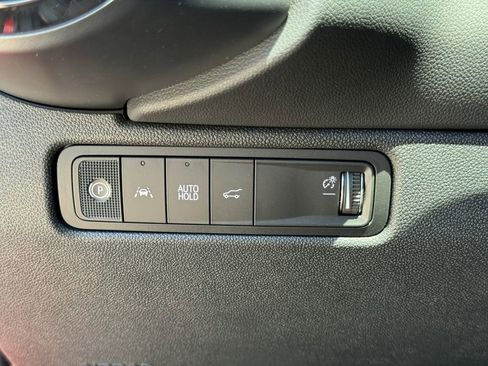 New 2026 Chevrolet Equinox EV RS w/ Convenience Package II FWD image 22