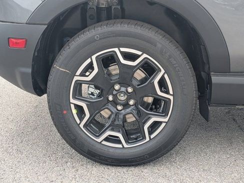 New 2026 Ford Bronco Sport Outer Banks image 12