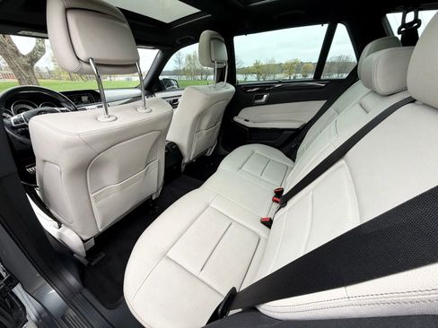 Used 2016 Mercedes-Benz E 350 4MATIC Wagon image 68