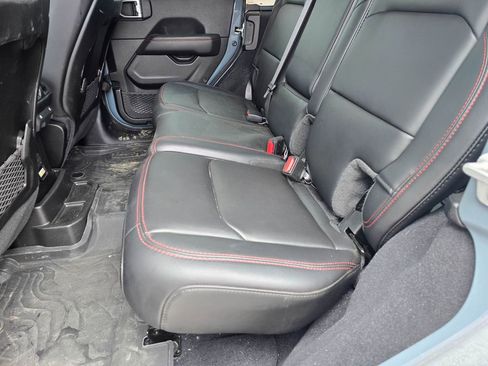 Used 2024 Jeep Wrangler Unlimited Rubicon w/ Technology Group image 12