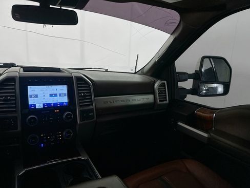 Used 2020 Ford F250 King Ranch w/ King Ranch Ultimate Package AWD/4WD image 23