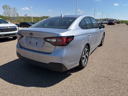 Used 2024 Subaru Legacy Premium AWD/4WD image 3