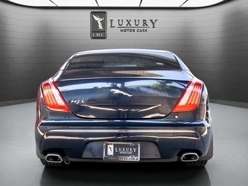 Used 2012 Jaguar XJ L RWD image 7
