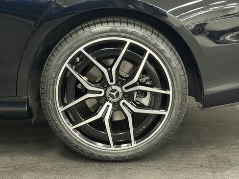 Used 2023 Mercedes-Benz E 350 Sedan image 18