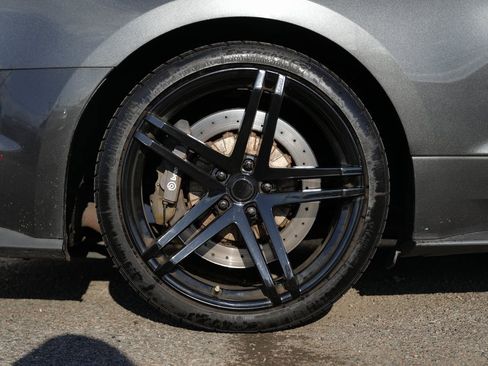 Used 2017 Ford Mustang Shelby GT350 image 9