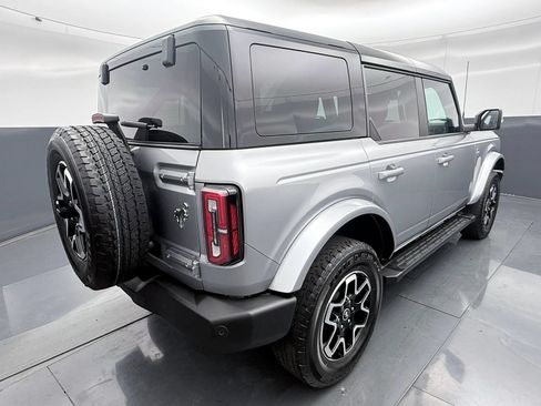 Used 2024 Ford Bronco Outer Banks AWD/4WD image 7