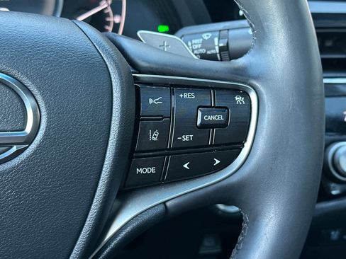 Used 2023 Lexus ES 300h w/ Premium Package image 26