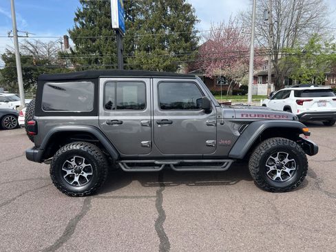 Used 2018 Jeep Wrangler Unlimited Rubicon AWD/4WD image 8