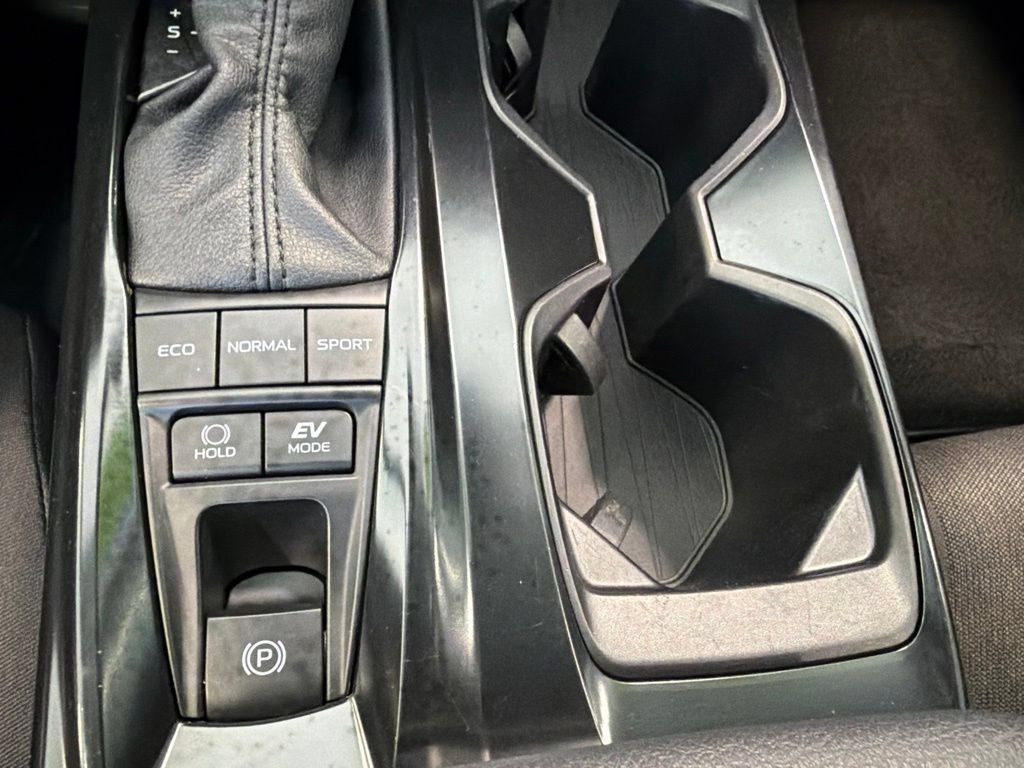 Certified 2025 Toyota Camry LE FWD image 20