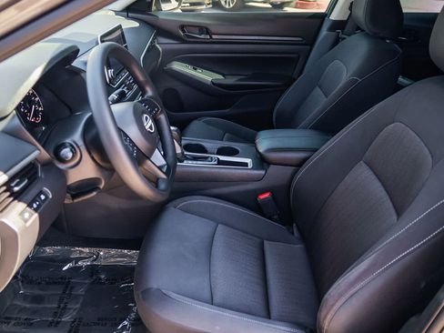 Used 2025 Nissan Altima 2.5 S image 18