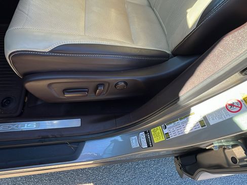 Used 2017 Lexus RX 350 FWD image 17