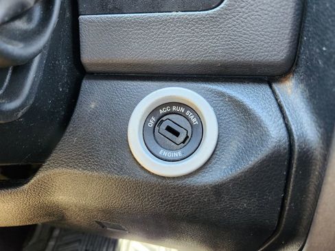 Used 2015 RAM 3500 Tradesman w/ Chrome Appearance Group AWD/4WD image 24