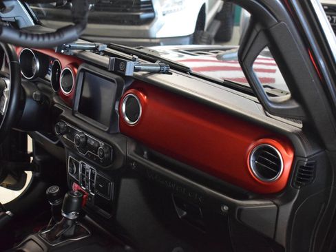 Used 2018 Jeep Wrangler Unlimited Rubicon image 47