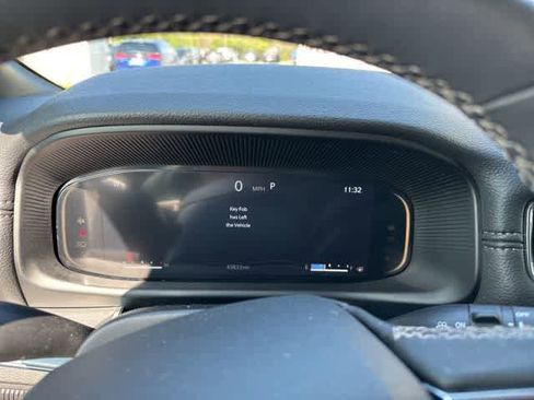 Used 2023 Jeep Wagoneer Series II image 13