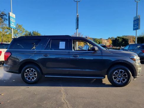Certified 2022 Ford Expedition Max XLT image 6