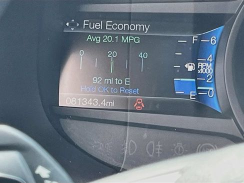 Used 2017 Ford Edge Titanium w/ Technology Package FWD image 12