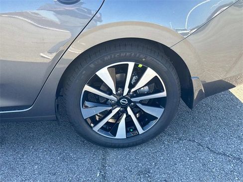 New 2025 Nissan Sentra SV w/ SV Premium Package image 11