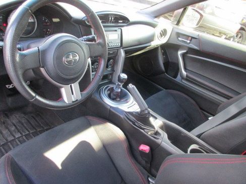 Used 2013 Scion FR-S image 14