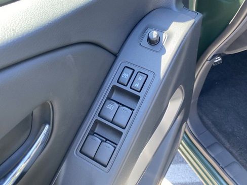 New 2025 Nissan Frontier SV image 13