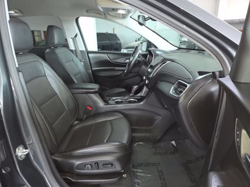Used 2018 Chevrolet Equinox Premier FWD image 31