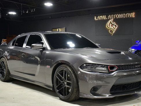 Used 2020 Dodge Charger Scat Pack w/ Plus Group image 2