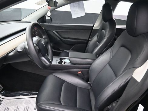 Used 2022 Tesla Model Y Performance image 24