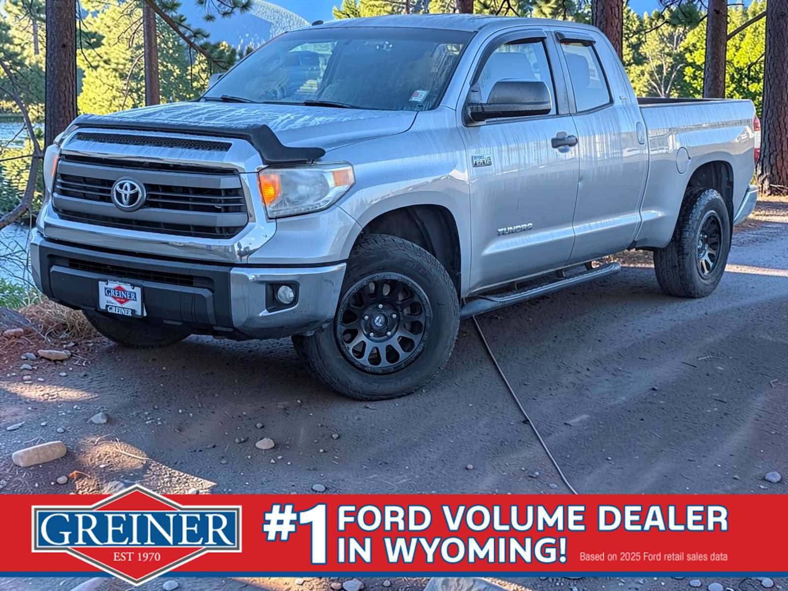 Used 2015 Toyota Tundra SR5 AWD/4WD image 1