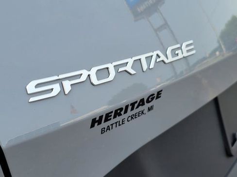 Used 2023 Kia Sportage X-Pro AWD/4WD image 35