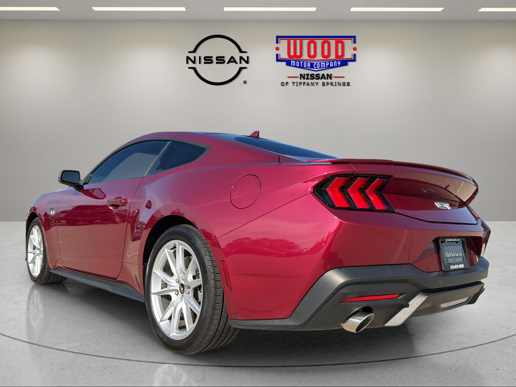 Used 2025 Ford Mustang GT Premium RWD image 4