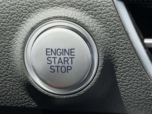 Certified 2025 Hyundai Sonata SEL AWD/4WD image 32