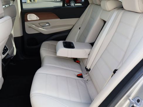 Used 2022 Mercedes-Benz GLE 350 4MATIC image 25