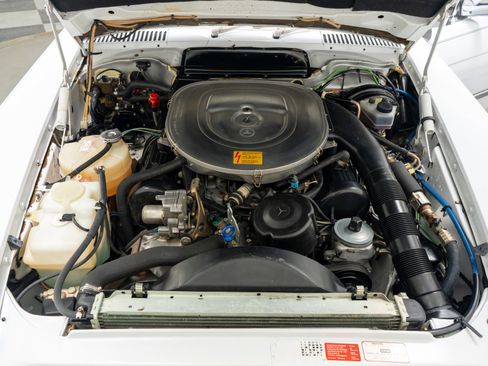 Used 1987 Mercedes-Benz 560 SL image 12
