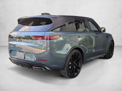 Certified 2026 Land Rover Range Rover Sport Dynamic SE AWD/4WD image 5